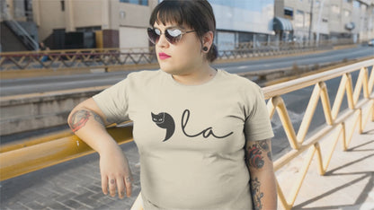 Cat Comma la Unisex t-shirt, Kamala Harris for president name shirt